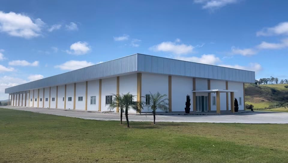 Área à Venda com Laticínio na Região de Barbacena - MG